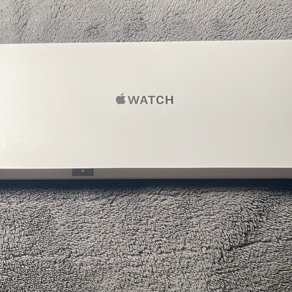 NWOT - Series 7 (45m) Red Apple Watch Band - Picture 7 of 7